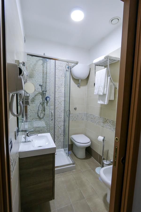 Donn'Anna Suite Naples Exterior photo