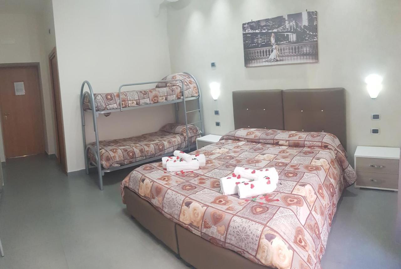 Donn'Anna Suite Naples Exterior photo